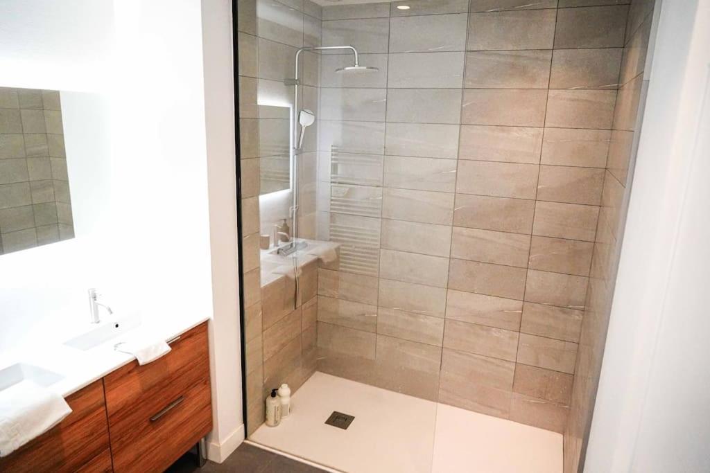 Le Rive Hugo • Elegance & Art De Vivre Apartment Chateauroux Exterior photo